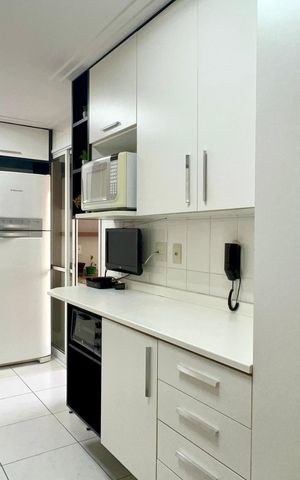 Apartamento para alugar com 130m², 4 quartos e 3 vagas Apartamento para alugar com 130m², 4 quartos e 3 vagasCozinha