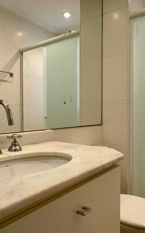 Apartamento para alugar com 130m², 4 quartos e 3 vagas Apartamento para alugar com 130m², 4 quartos e 3 vagasBanheiro da Suíte 1