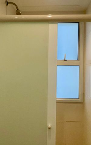 Apartamento para alugar com 130m², 4 quartos e 3 vagas Apartamento para alugar com 130m², 4 quartos e 3 vagasBanheiro da Suíte 1