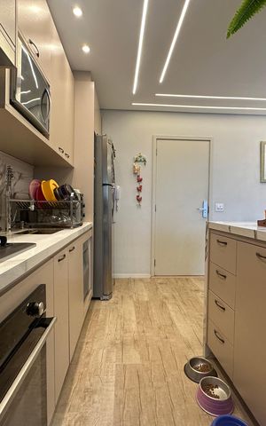 Apartamento à venda com 87m², 2 quartos e 1 vaga Apartamento à venda com 87m², 2 quartos e 1 vagaCozinha