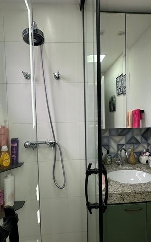 Apartamento à venda com 87m², 2 quartos e 1 vaga Apartamento à venda com 87m², 2 quartos e 1 vagaBanheiro da Suíte 1