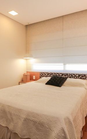 Casa de condomínio à venda com 439m², 4 quartos e 2 vagas Casa de condomínio à venda com 439m², 4 quartos e 2 vagasQuarto