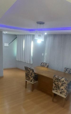 Casa à venda com 75m², 2 quartos e sem vaga
