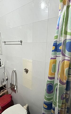 Casa à venda com 80m², 4 quartos e 2 vagasBanheiro da Suíte