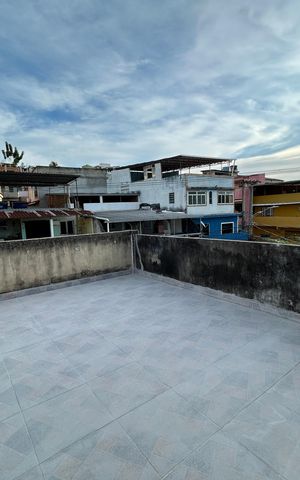 Casa à venda com 80m², 4 quartos e 2 vagasTerraço