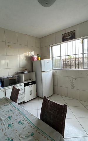 Casa à venda com 80m², 4 quartos e 2 vagasCozinha