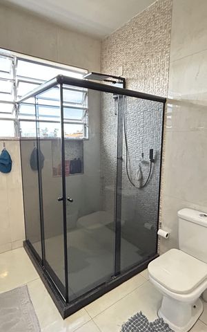 Casa à venda com 80m², 4 quartos e 2 vagasBanheiro 3