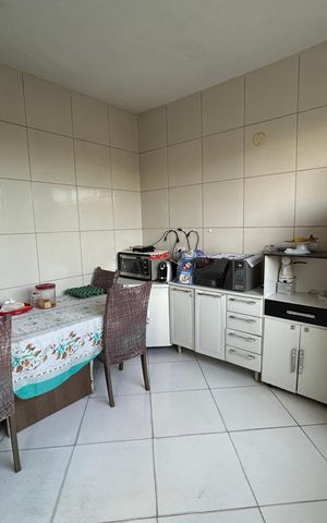 Casa à venda com 80m², 4 quartos e 2 vagasCozinha