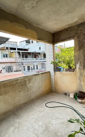 Casa à venda com 80m², 4 quartos e 2 vagasVaranda