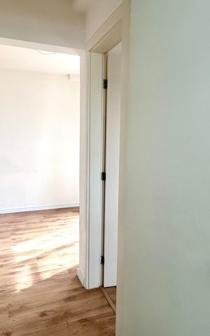 Apartamento à venda com 48m², 2 quartos e 1 vaga Apartamento à venda com 48m², 2 quartos e 1 vagaBanheiro
