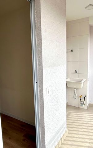Apartamento à venda com 48m², 2 quartos e 1 vaga Apartamento à venda com 48m², 2 quartos e 1 vagaVaranda da Sala