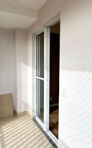Apartamento à venda com 48m², 2 quartos e 1 vaga Apartamento à venda com 48m², 2 quartos e 1 vagaVaranda da Sala