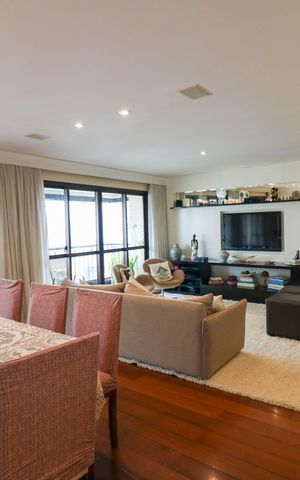 Apartamento à venda com 178m², 4 quartos e 4 vagas Apartamento à venda com 178m², 4 quartos e 4 vagasSala