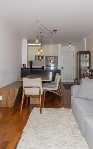 Apartamento à venda com 68m², 2 quartos e 1 vaga Apartamento à venda com 68m², 2 quartos e 1 vagaSala