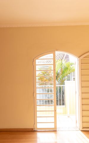 Casa à venda com 178m², 4 quartos e 3 vagas Casa à venda com 178m², 4 quartos e 3 vagasSuíte