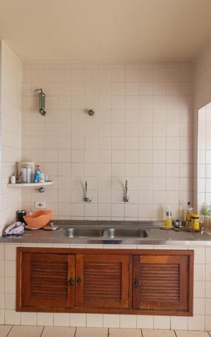 Casa à venda com 178m², 4 quartos e 3 vagas Casa à venda com 178m², 4 quartos e 3 vagasCozinha