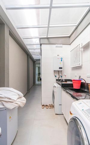 Casa à venda com 125m², 4 quartos e 2 vagas