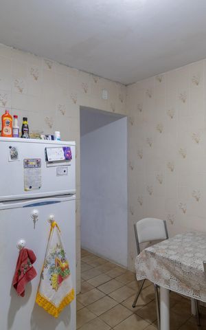 Casa à venda com 104m², 2 quartos e 2 vagas Casa à venda com 104m², 2 quartos e 2 vagasCozinha