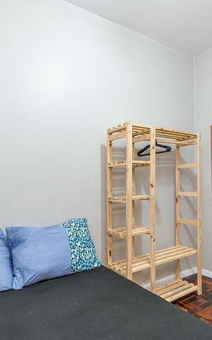 Apartamento para alugar com 100m², 3 quartos e sem vaga Apartamento para alugar com 100m², 3 quartos e sem vagaQuarto