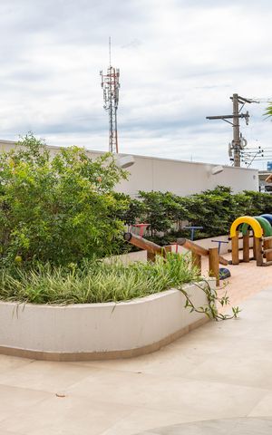 Apartamento à venda com 43m², 2 quartos e 1 vaga Apartamento à venda com 43m², 2 quartos e 1 vagaÁrea comum - Playground