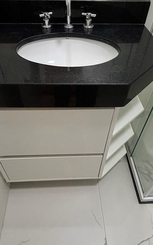 Apartamento à venda com 64m², 1 quarto e 2 vagas Apartamento à venda com 64m², 1 quarto e 2 vagasBanheiro da Suíte