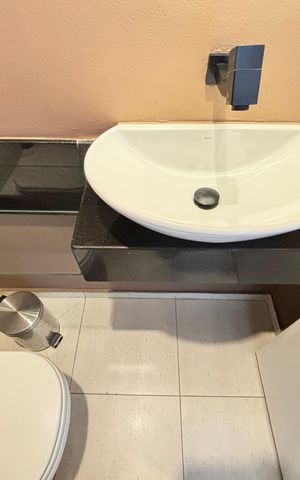 Apartamento à venda com 64m², 1 quarto e 2 vagas Apartamento à venda com 64m², 1 quarto e 2 vagasLavabo