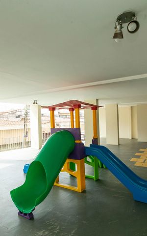 Apartamento à venda com 79m², 2 quartos e 1 vaga Apartamento à venda com 79m², 2 quartos e 1 vagaPLAYGOUND