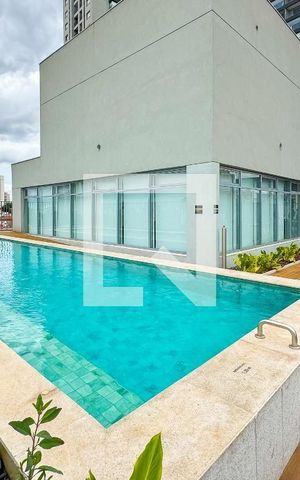 Studio à venda com 27m², 1 quarto e sem vaga Studio à venda com 27m², 1 quarto e sem vagaPiscina