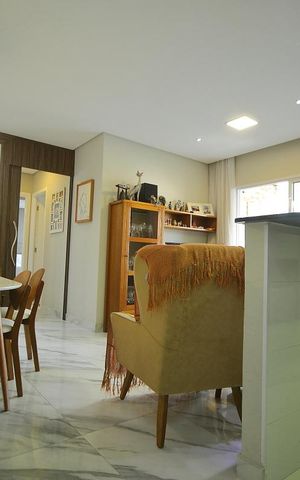 Apartamento à venda com 72m², 2 quartos e 2 vagasSala