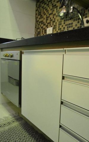 Apartamento à venda com 72m², 2 quartos e 2 vagasCozinha 