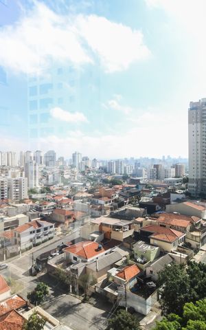 Apartamento à venda com 80m², 3 quartos e 2 vagas Apartamento à venda com 80m², 3 quartos e 2 vagasVaranda - Vista