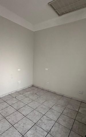 Casa para alugar com 74m², 2 quartos e sem vaga Casa para alugar com 74m², 2 quartos e sem vagaCozinha