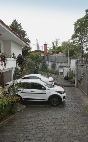 Casa para alugar com 600m², 5 quartos e 6 vagasGaragem