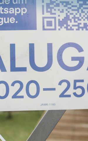 Casa para alugar com 600m², 5 quartos e 6 vagasFachada