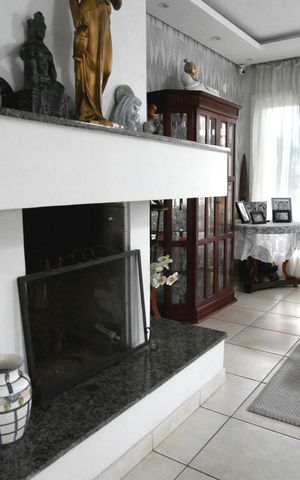 Casa para alugar com 600m², 5 quartos e 6 vagasSala