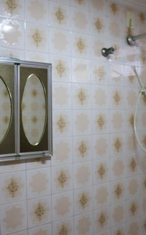 Casa à venda com 226m², 4 quartos e 2 vagasBanheiro 1