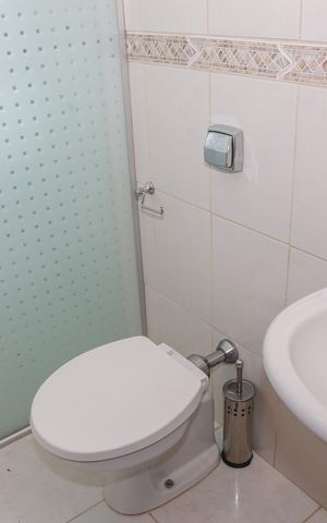 Apartamento à venda com 96m², 3 quartos e 2 vagas Apartamento à venda com 96m², 3 quartos e 2 vagasBanheiro Social