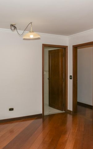 Apartamento à venda com 96m², 3 quartos e 2 vagas Apartamento à venda com 96m², 3 quartos e 2 vagasSala