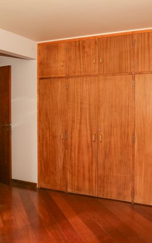 Apartamento à venda com 96m², 3 quartos e 2 vagas Apartamento à venda com 96m², 3 quartos e 2 vagasSuíte