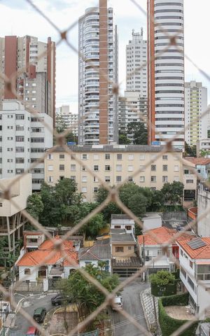 Apartamento à venda com 96m², 3 quartos e 2 vagas Apartamento à venda com 96m², 3 quartos e 2 vagasVista do Quarto 2