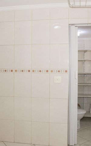 Apartamento à venda com 96m², 3 quartos e 2 vagas Apartamento à venda com 96m², 3 quartos e 2 vagasÁrea de Serviço