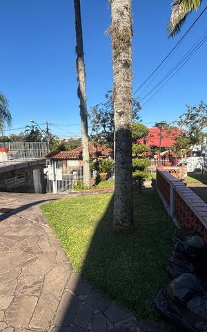Casa à venda com 400m², 2 quartos e 3 vagas Casa à venda com 400m², 2 quartos e 3 vagasÁrea comum
