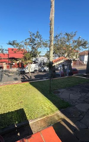 Casa à venda com 400m², 2 quartos e 3 vagas Casa à venda com 400m², 2 quartos e 3 vagasÁrea comum