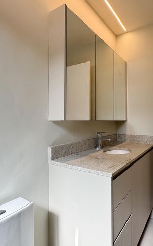 Apartamento à venda com 135m², 4 quartos e 3 vagas Apartamento à venda com 135m², 4 quartos e 3 vagasBanheiro - Suíte