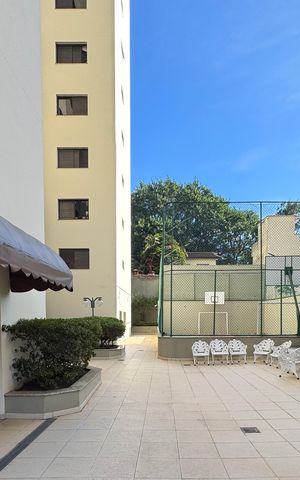 Apartamento à venda com 135m², 4 quartos e 3 vagas Apartamento à venda com 135m², 4 quartos e 3 vagasÁrea comum