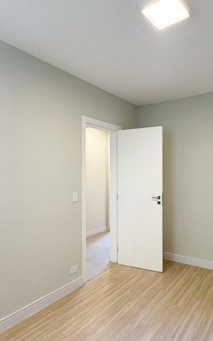 Apartamento à venda com 135m², 4 quartos e 3 vagas Apartamento à venda com 135m², 4 quartos e 3 vagasQuarto 3