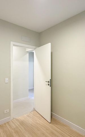 Apartamento à venda com 135m², 4 quartos e 3 vagas Apartamento à venda com 135m², 4 quartos e 3 vagasQuarto 1