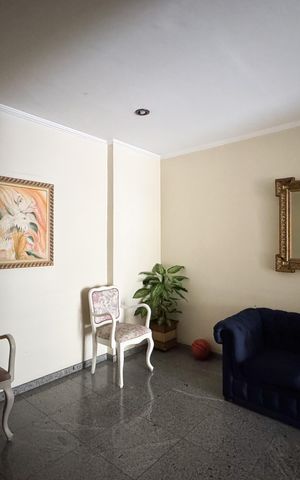 Apartamento à venda com 135m², 4 quartos e 3 vagas Apartamento à venda com 135m², 4 quartos e 3 vagasÁrea comum - Hall