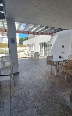 Apartamento à venda com 70m², 2 quartos e 1 vagaÁrea externa