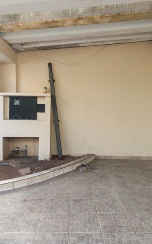 Casa para alugar com 300m², 2 quartos e 1 vaga Casa para alugar com 300m², 2 quartos e 1 vagaGaragem